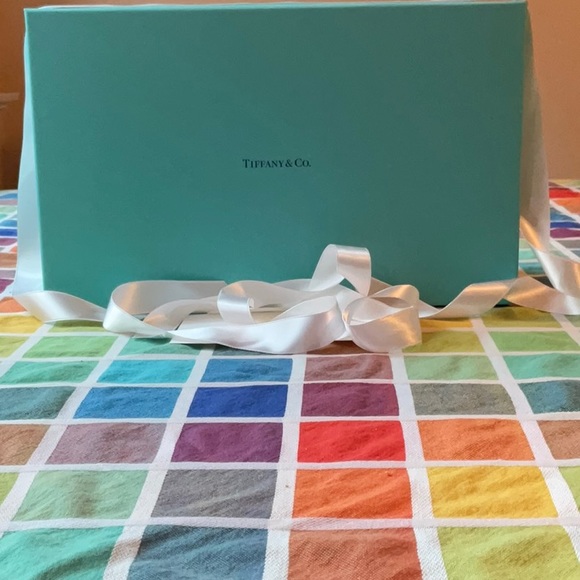 🎀 TIFFANY & CO. BAG AND BOX BUNDLE 🎀 NWOT 🎀 - Picture 5 of 16